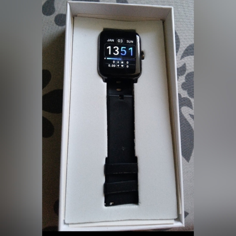 Android Smartwatch - Picture 2 of 3